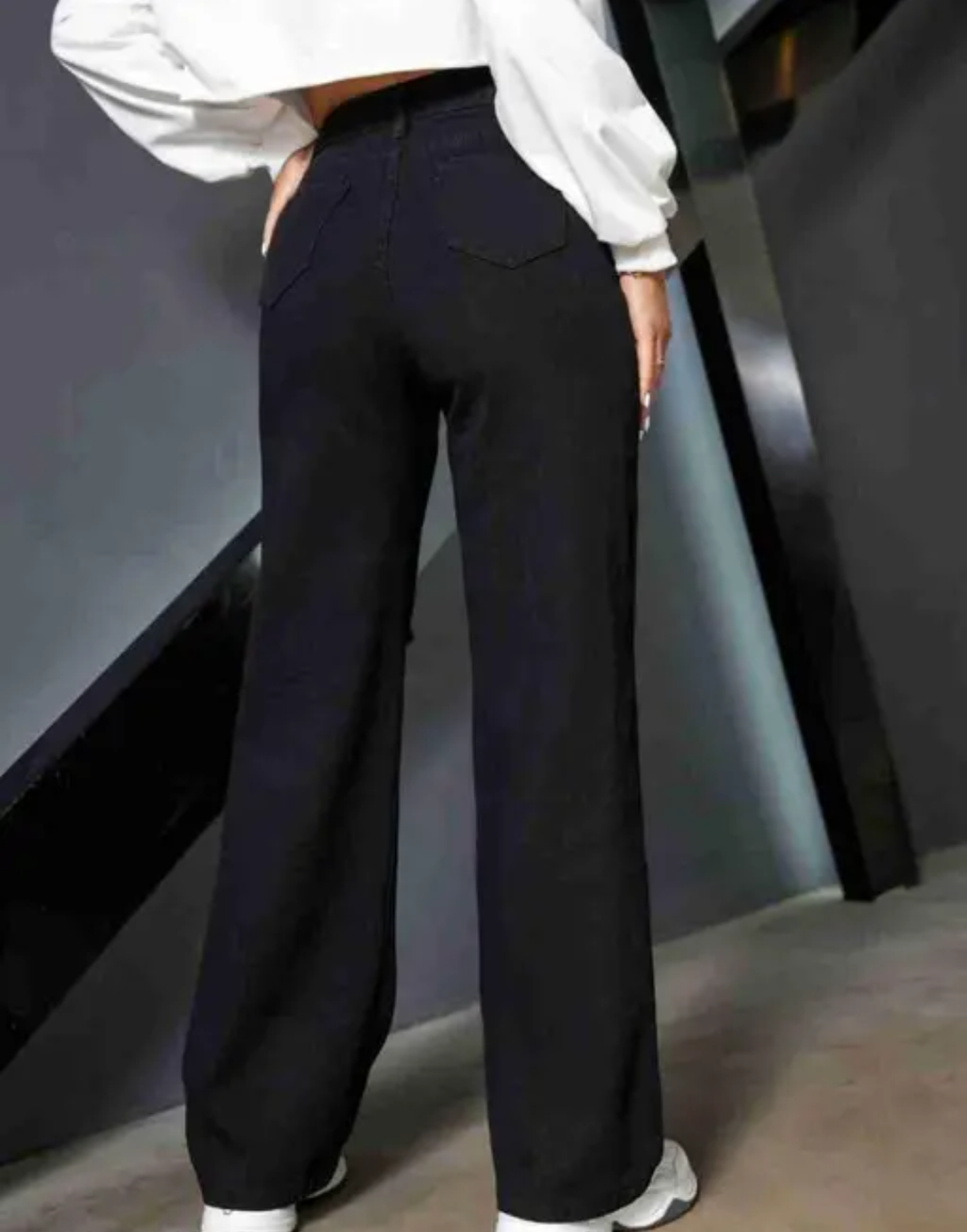 Women Torn Baggy Jeans(Black)